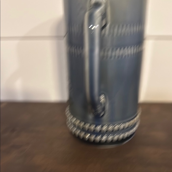 Elegant Gray Equestrian Mug - Picture 4 of 5